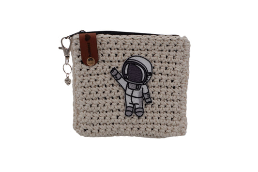 Jumieez Handcrafted Crochet Pouch – Small Beige with Astronaut Patch