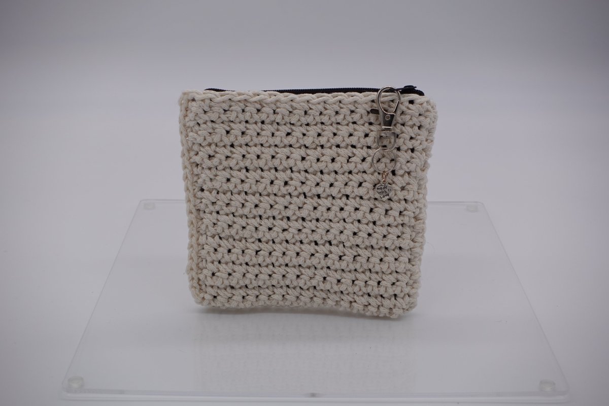 Handmade crochet zipper pouch for women