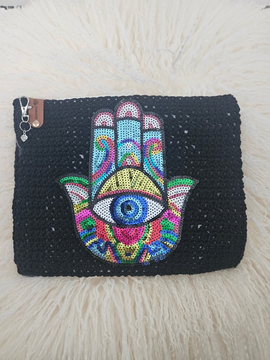 Handmade crochet zipper pouch for women