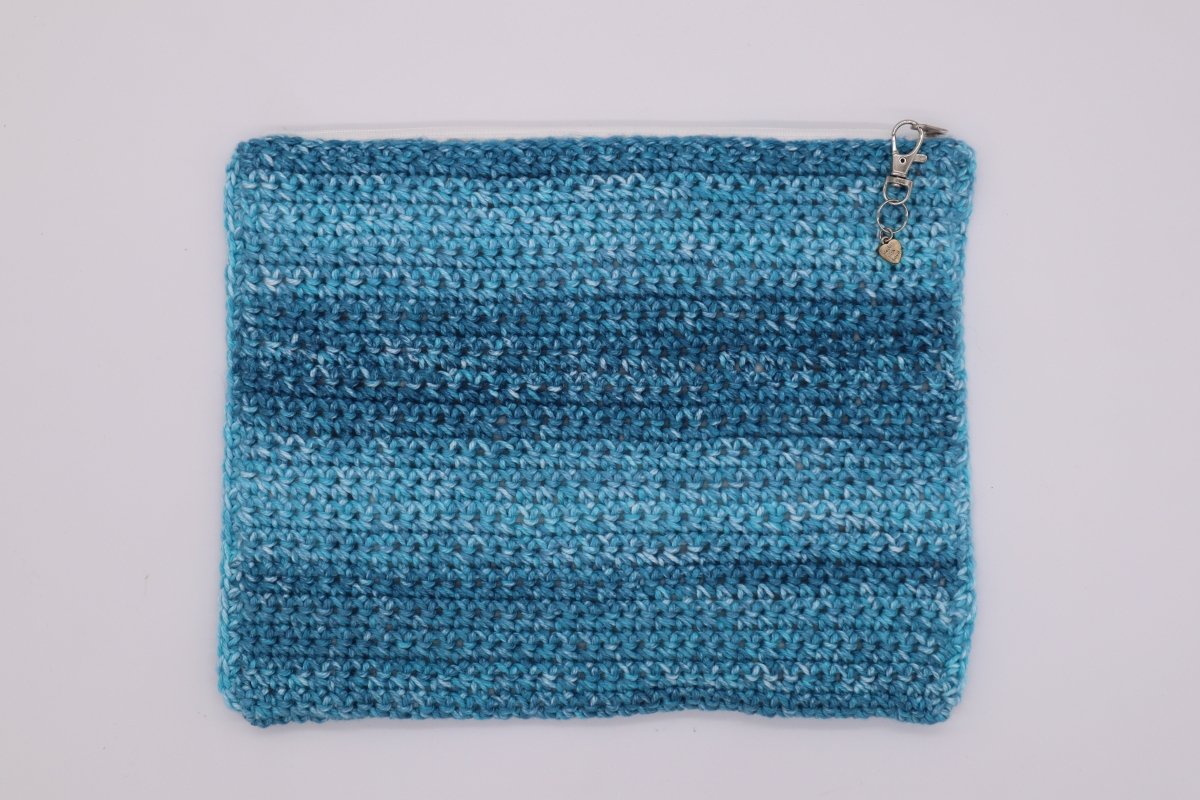Handmade crochet zipper pouch for women