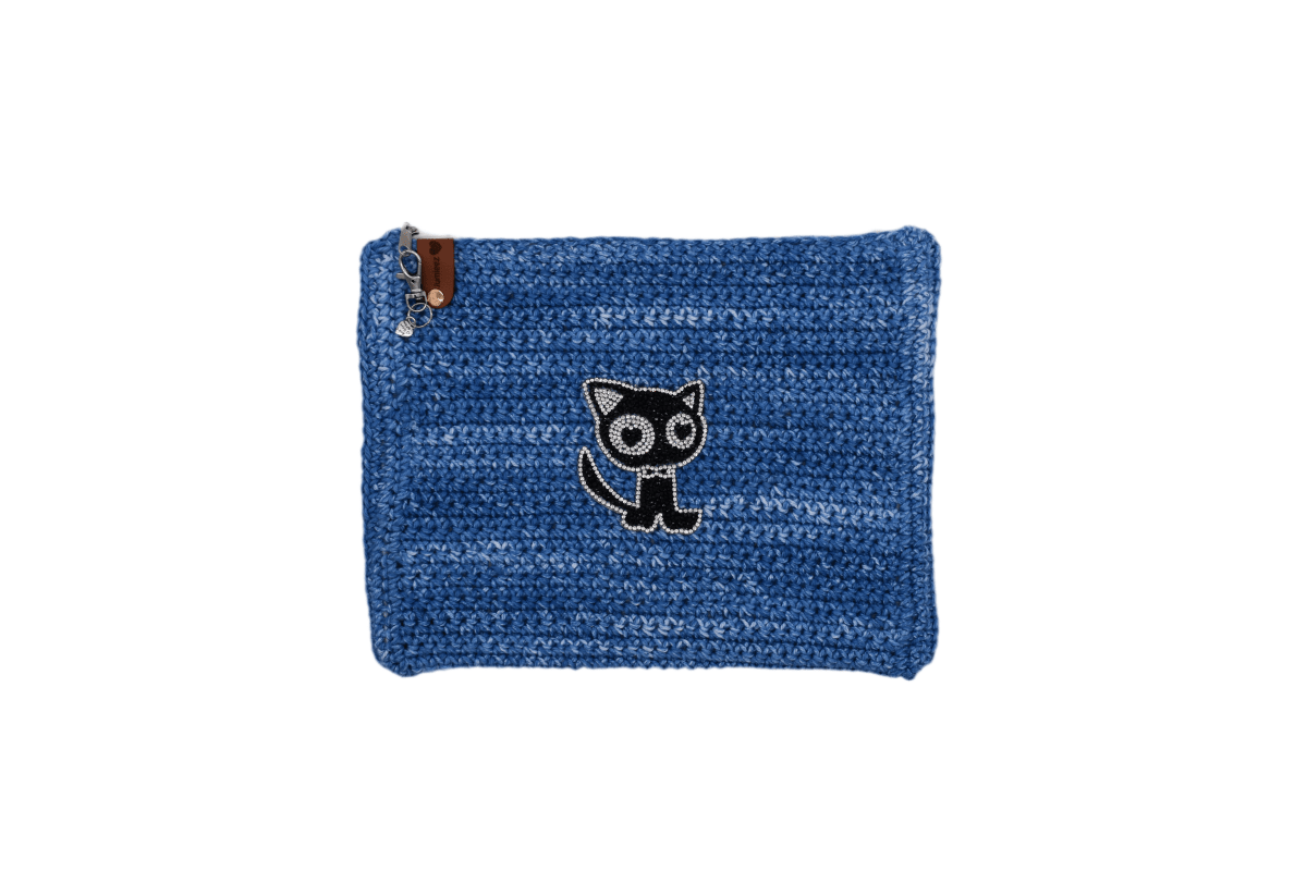 Handmade crochet zipper pouch for women