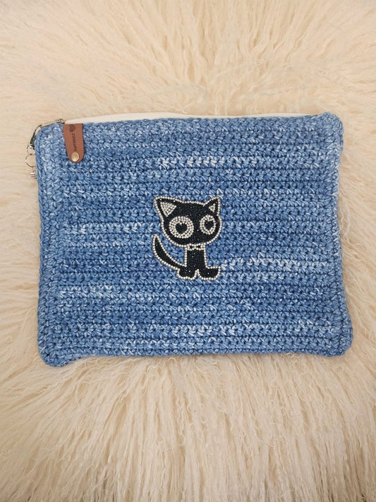 Handmade crochet zipper pouch for women