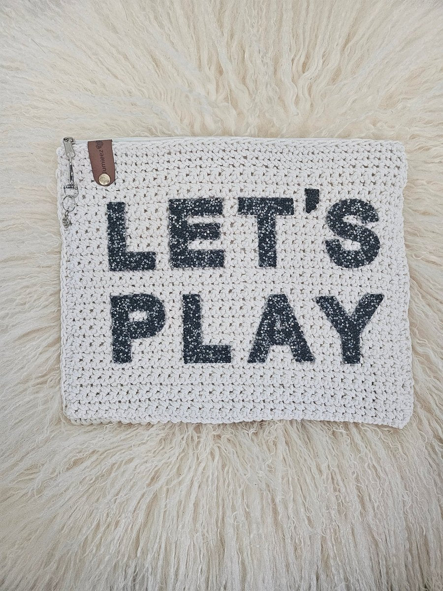 Handmade crochet zipper pouch for women