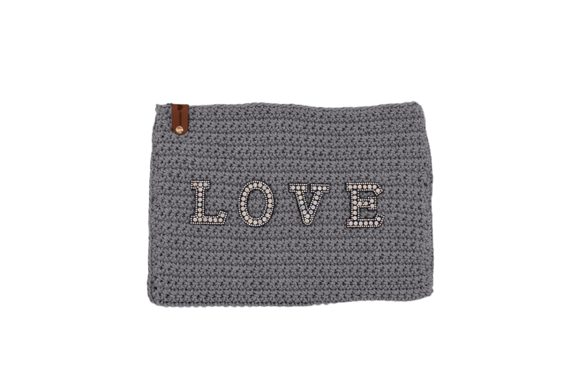 Handmade crochet zipper pouch for women