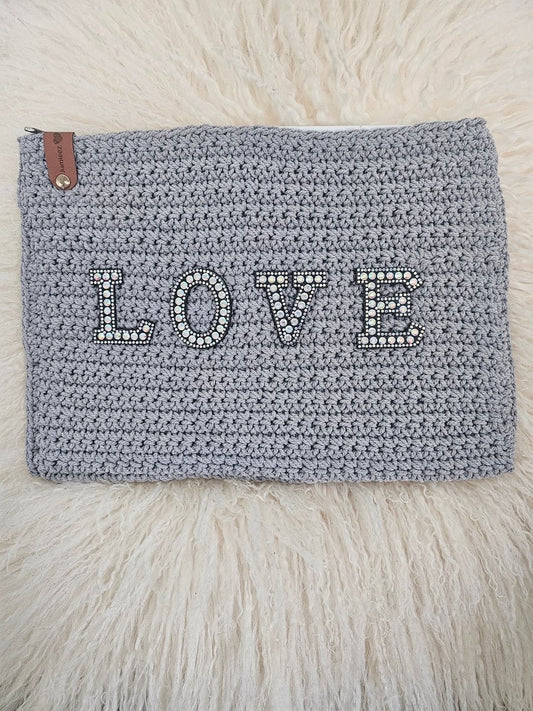 Handmade crochet zipper pouch for women