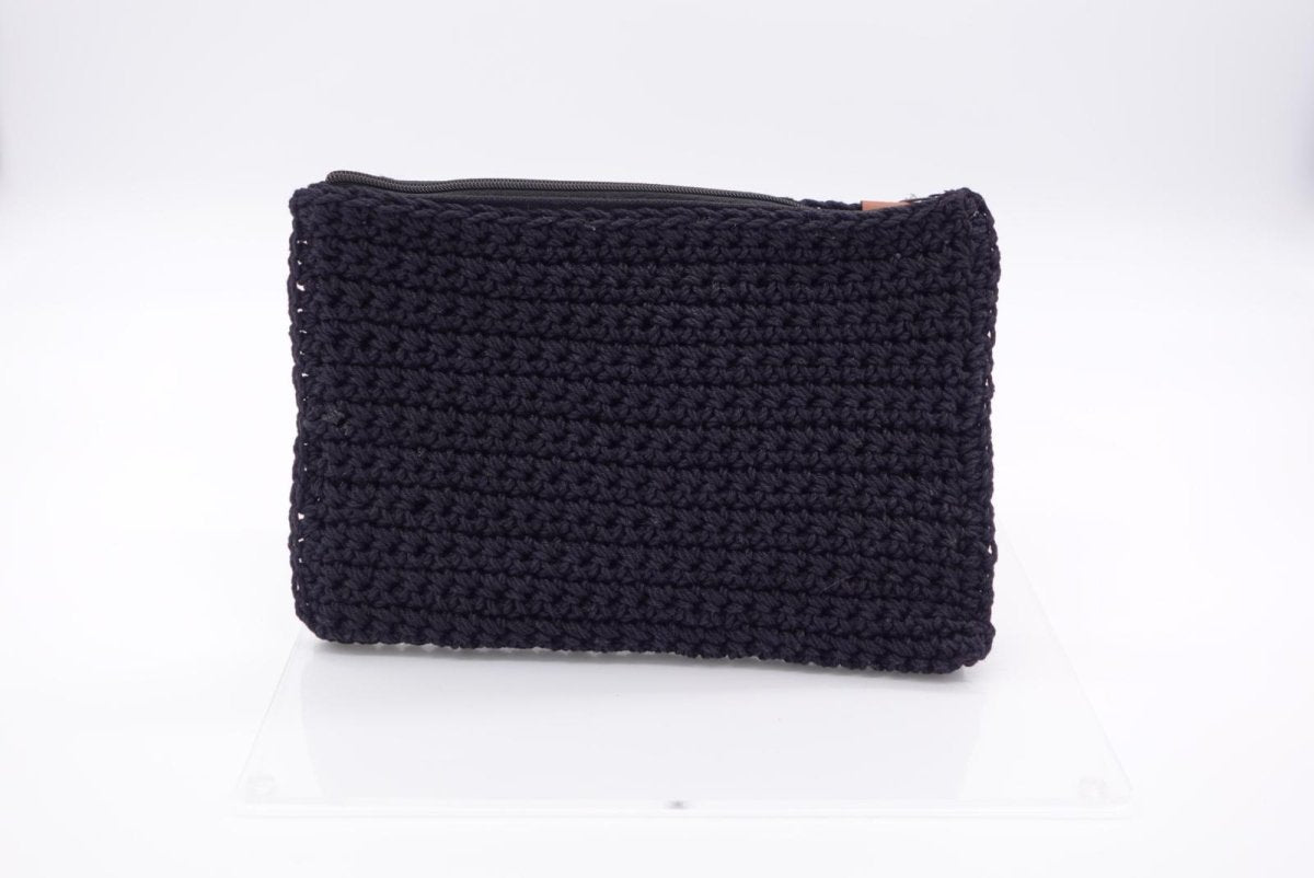 Handmade crochet zipper pouch for women
