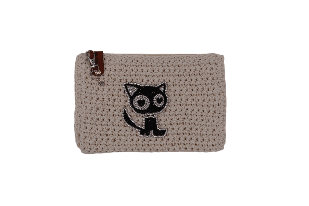 Handmade crochet zipper pouch for women
