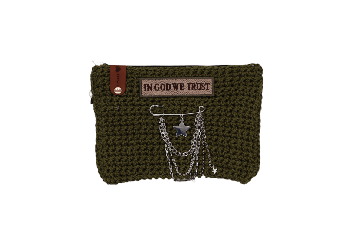 Handmade crochet zipper pouch for women