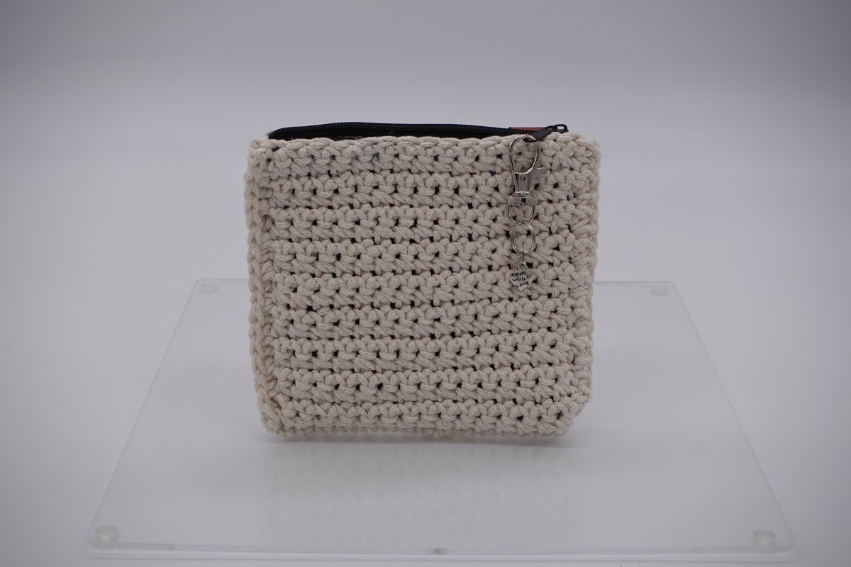 Handmade crochet zipper pouch for women