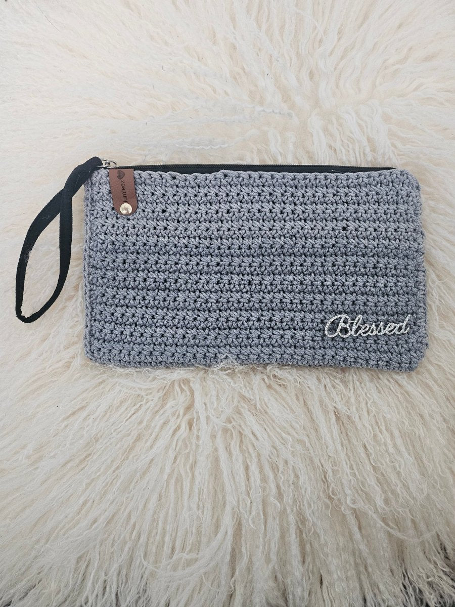 Handmade crochet zipper pouch for women